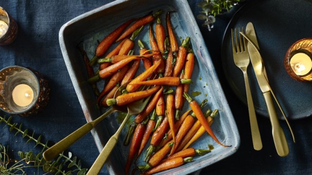 Roasted Honey Garlic Glazed Carrots with Fresh Thyme and Lemon Zest