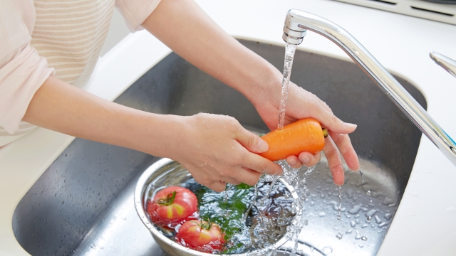 The Essential Role of Water in Cooking: Techniques and Effects